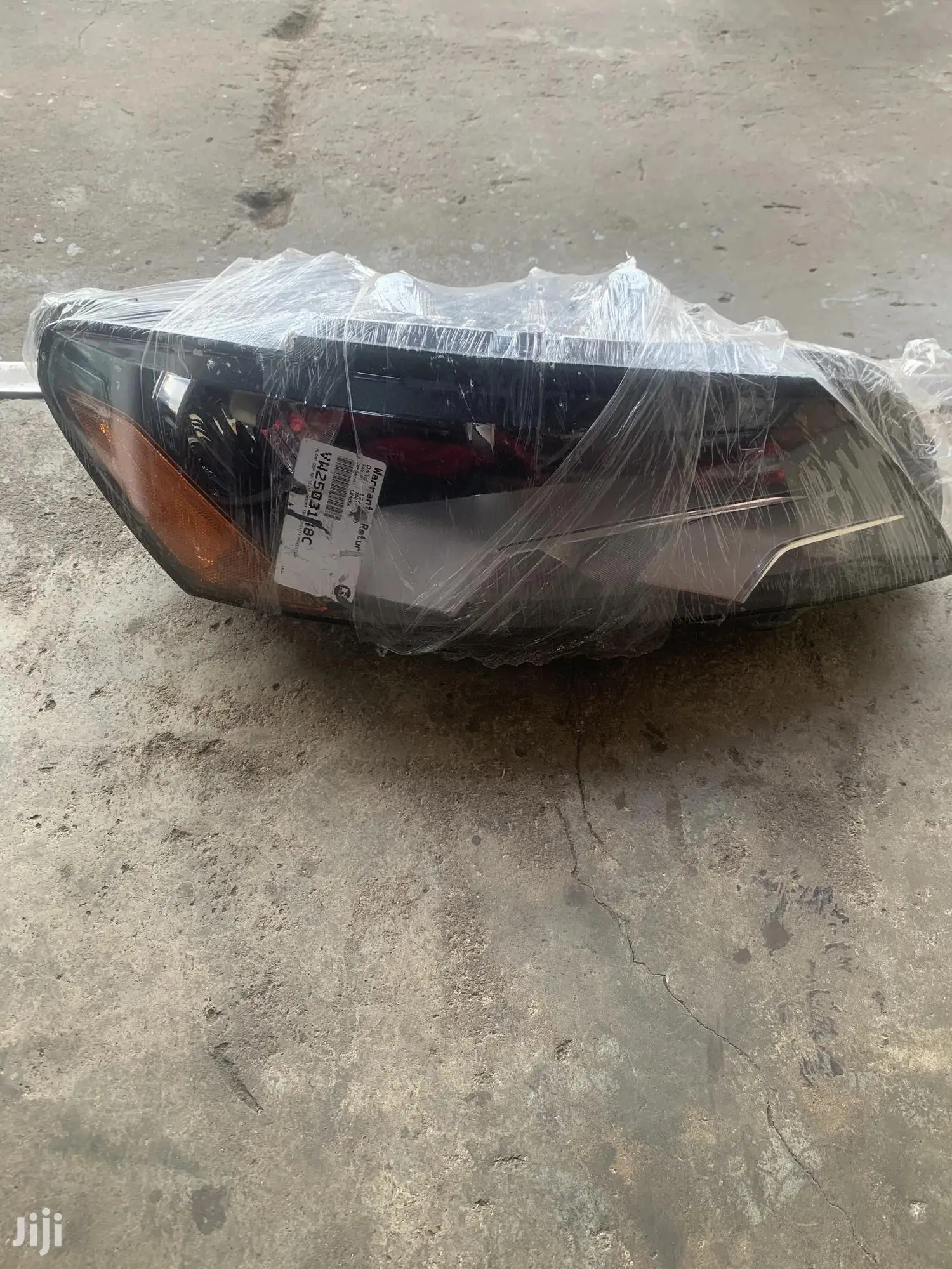Passat Head Light