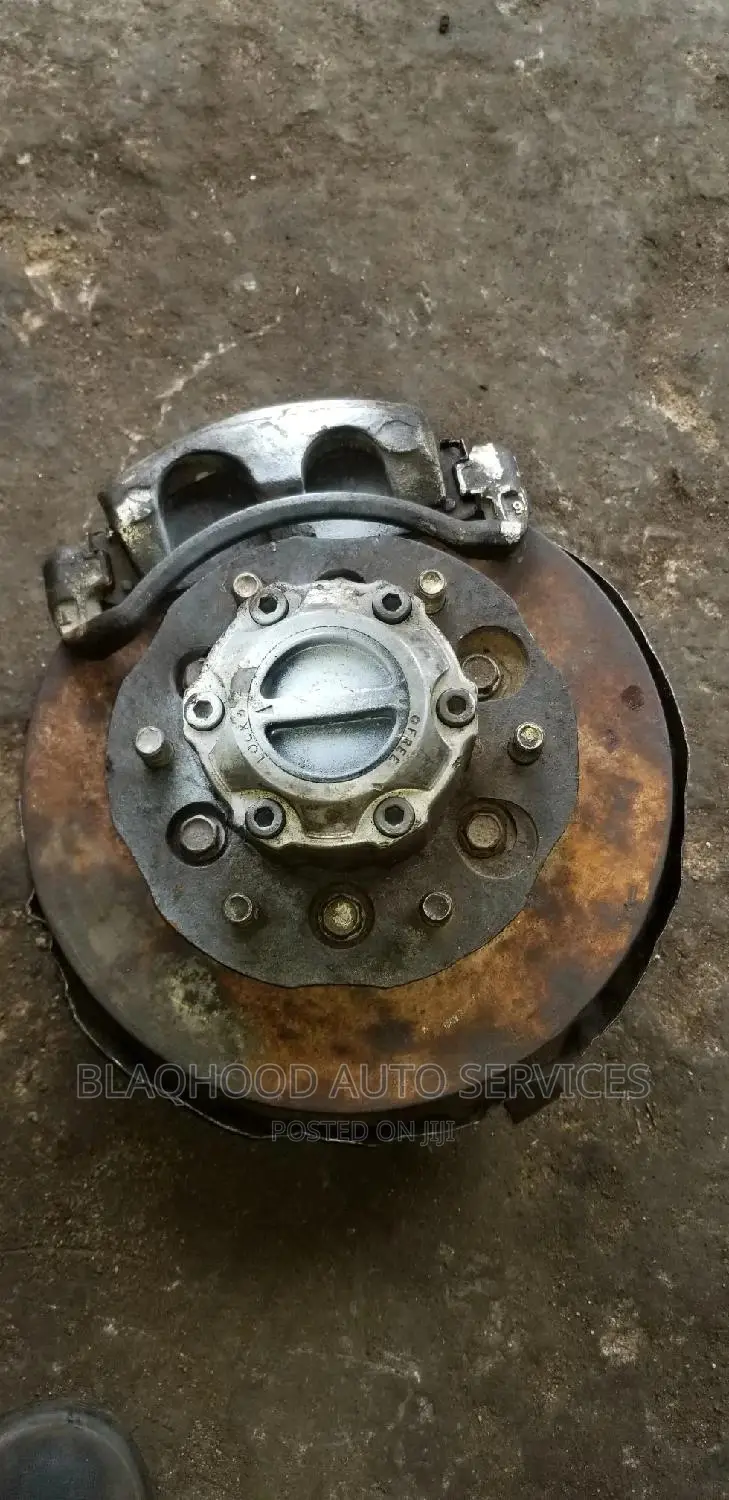 Nissan Hard Body Original Home Used Front Hub