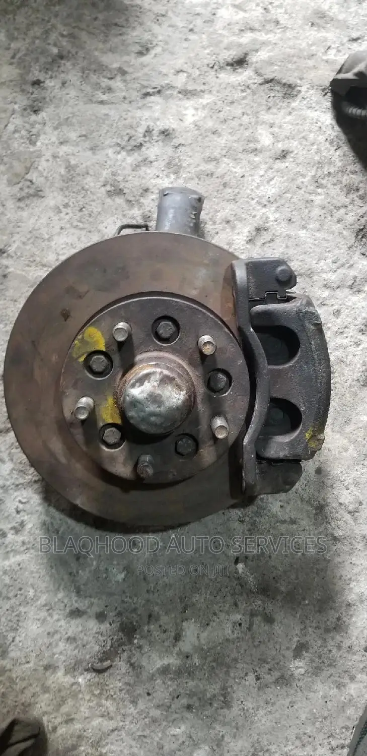 Hyundai H200 Front Hub Available
