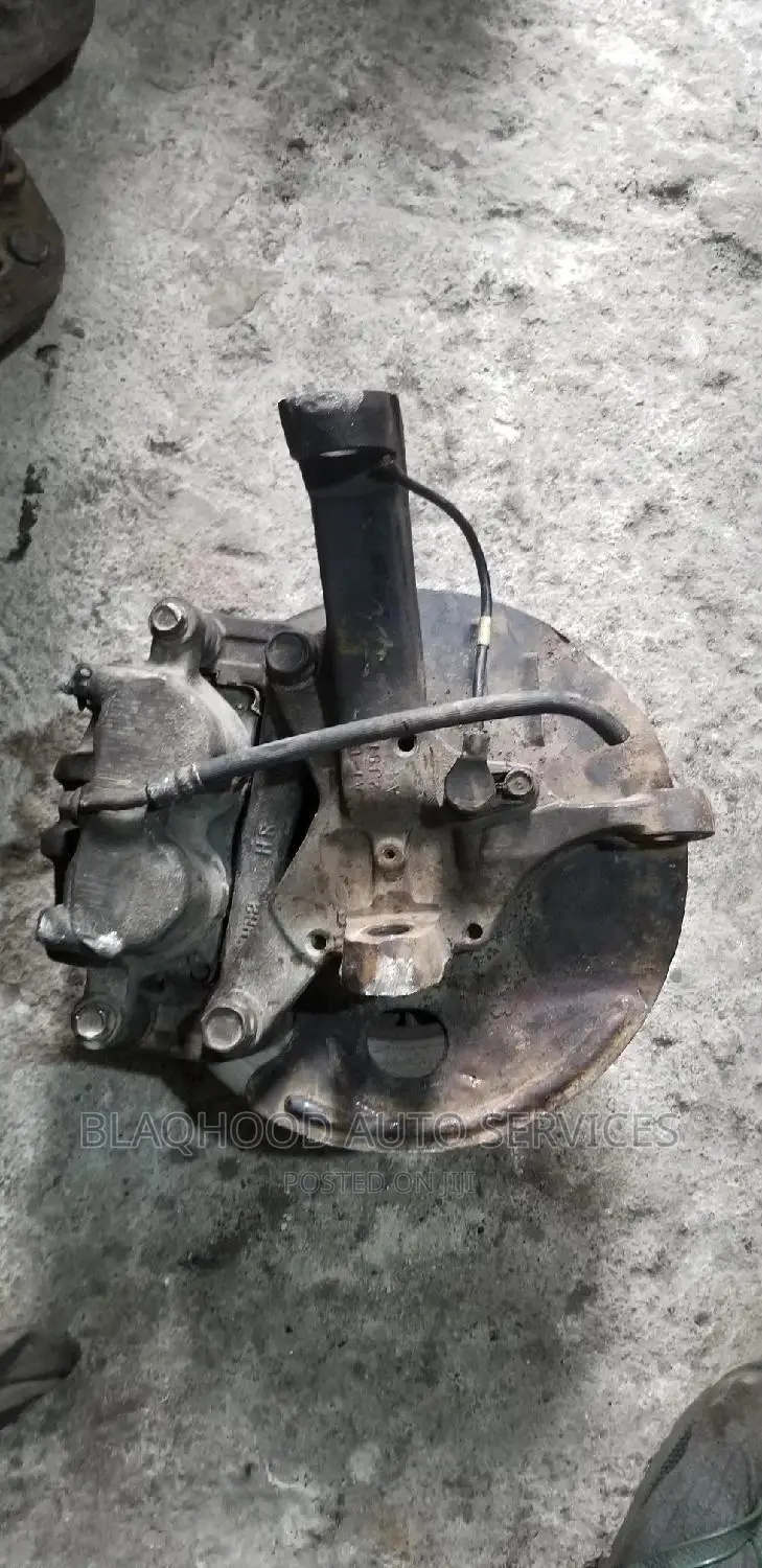 Hyundai H200 Front Hub Available