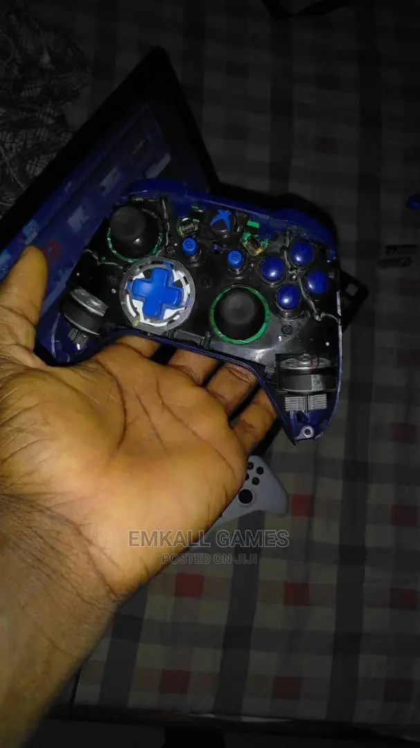 Emk Repairs of All Kinds of Gaming Controllers