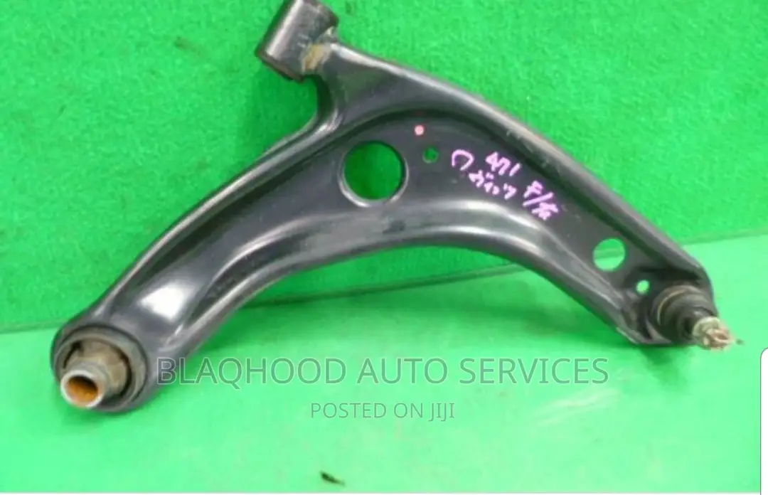 Toyota Yaris/Vitz Lower Arms Home Used in Stock