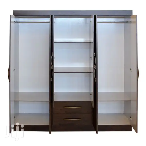 Wardrobe (10xf100)