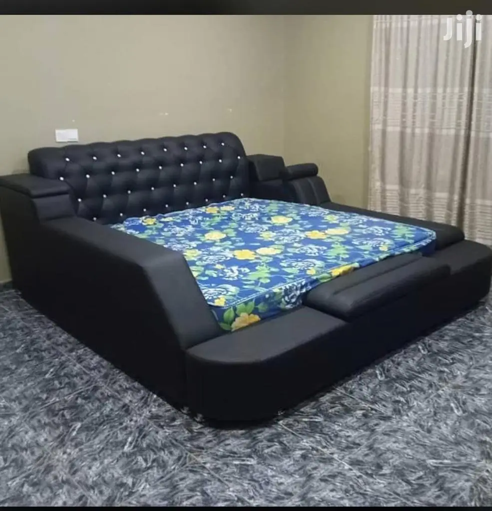 Luxurious Kingsize Bed With Mattress. Multipurpose