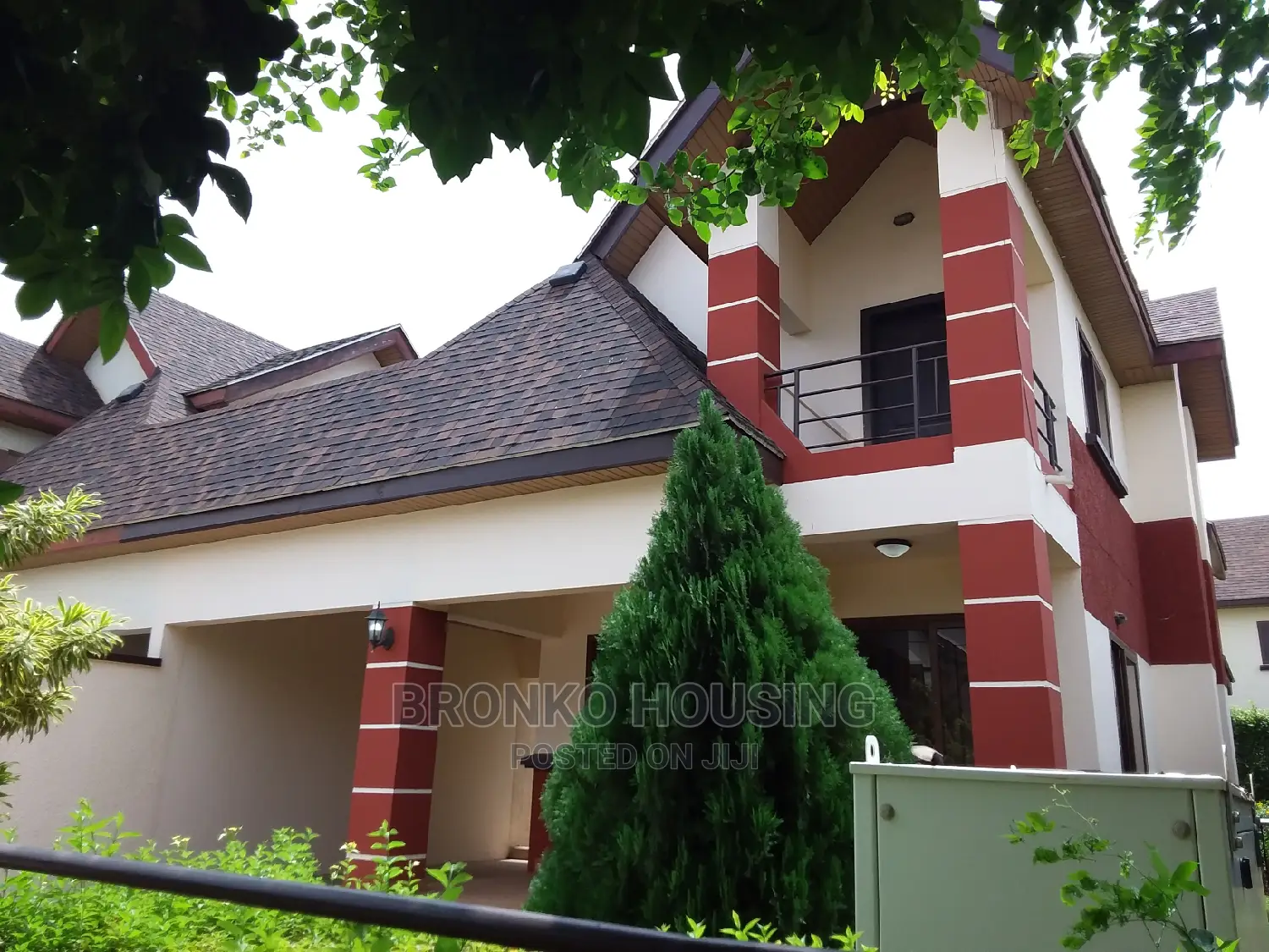 Furnished 3bdrm House in Bronko Housing, Tema Metropolitan for rent
