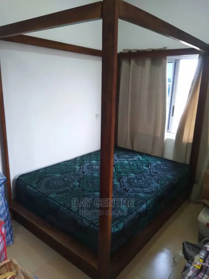 High Beam Flat King Size Bed