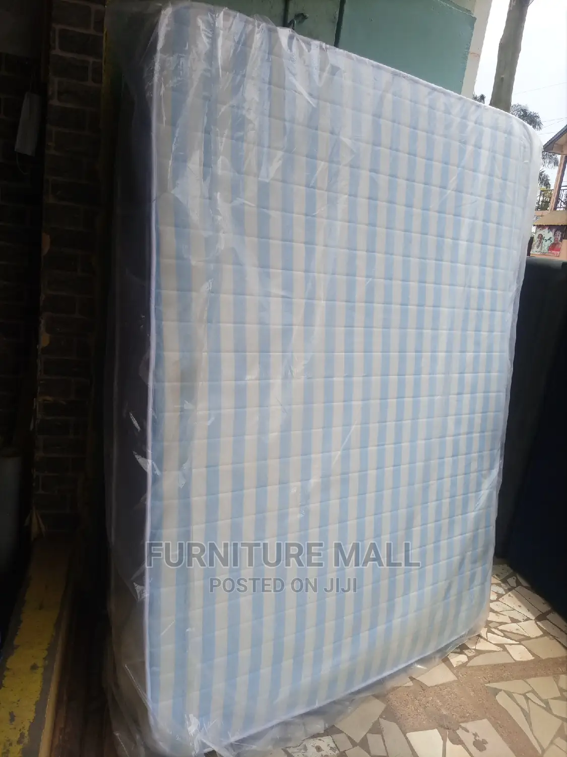 Brand New Double Mattress .Free T