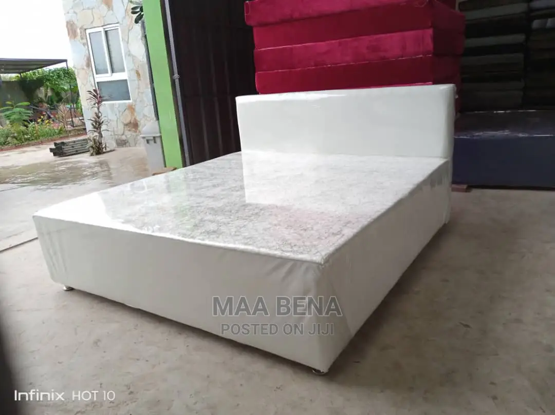 Queen Leather Bed With Free Pillow