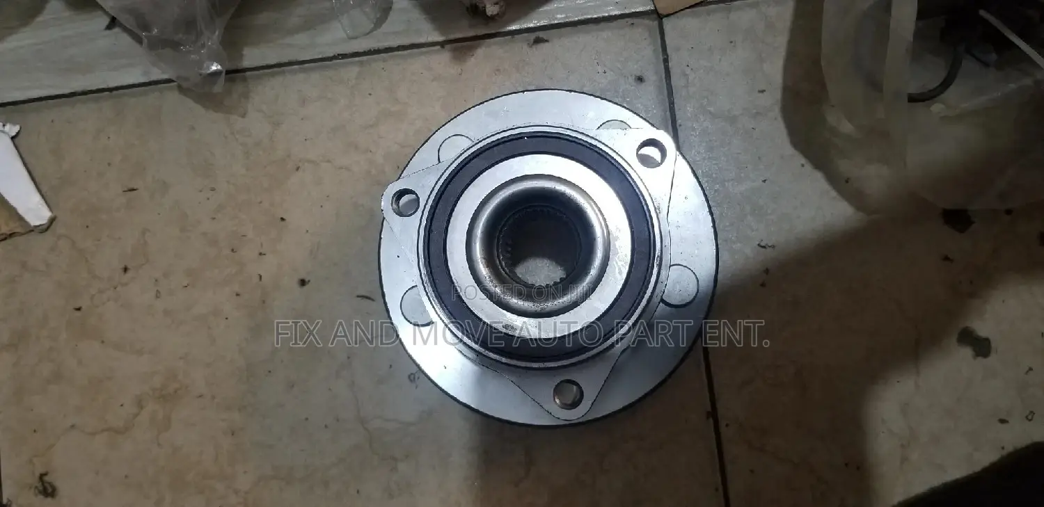 Ford Expedition 1997-2000 Free Wheel Hub Pair Available