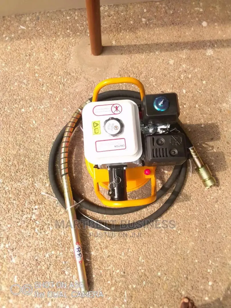 Poka Concrete Vibrater