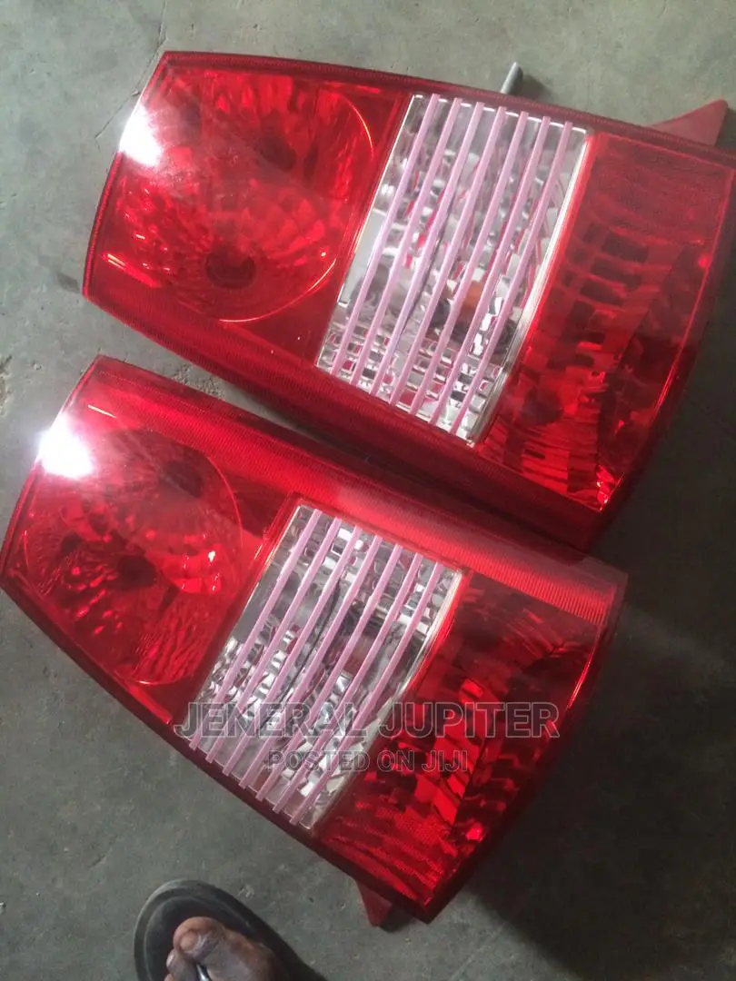 Kia Picanto 2005 Model Tail Light.