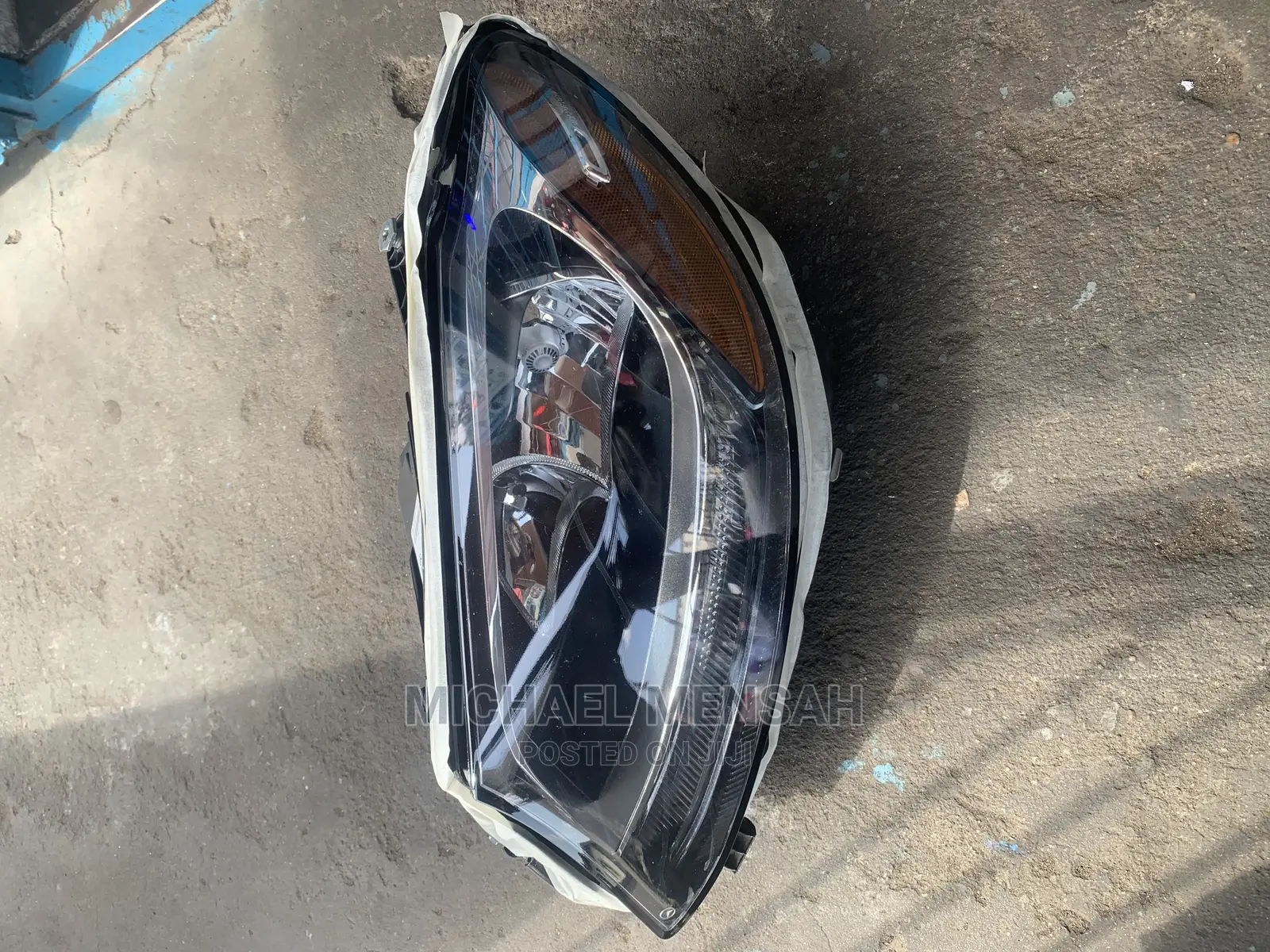 Benz C300 Head Light
