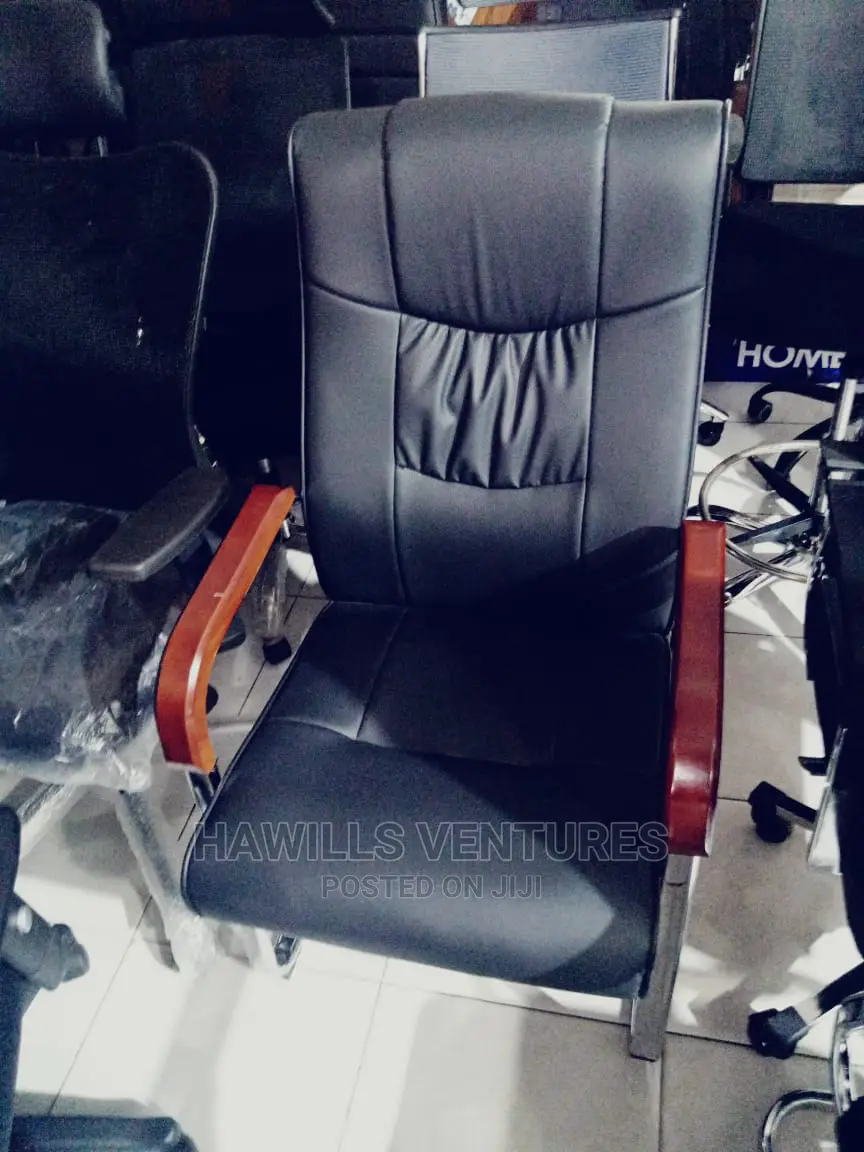 Wooden Hand Office Chair