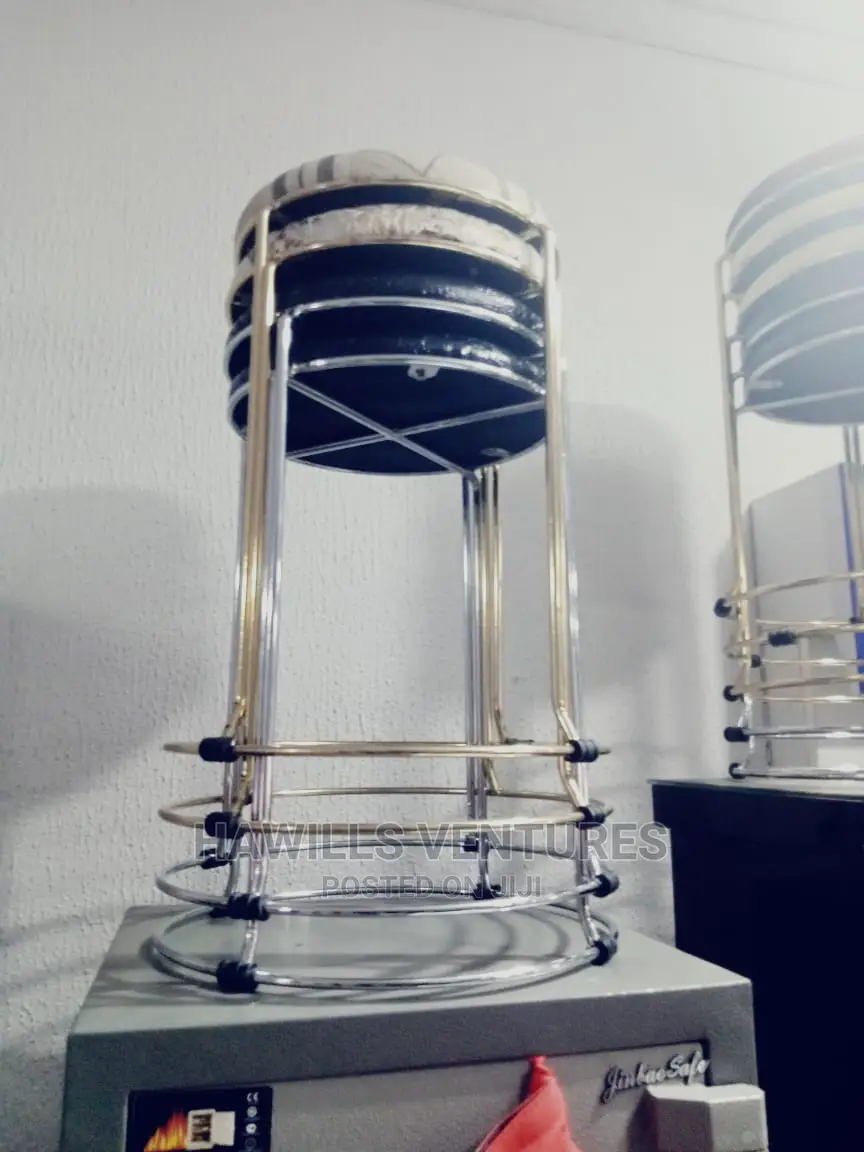 Circular Chairs