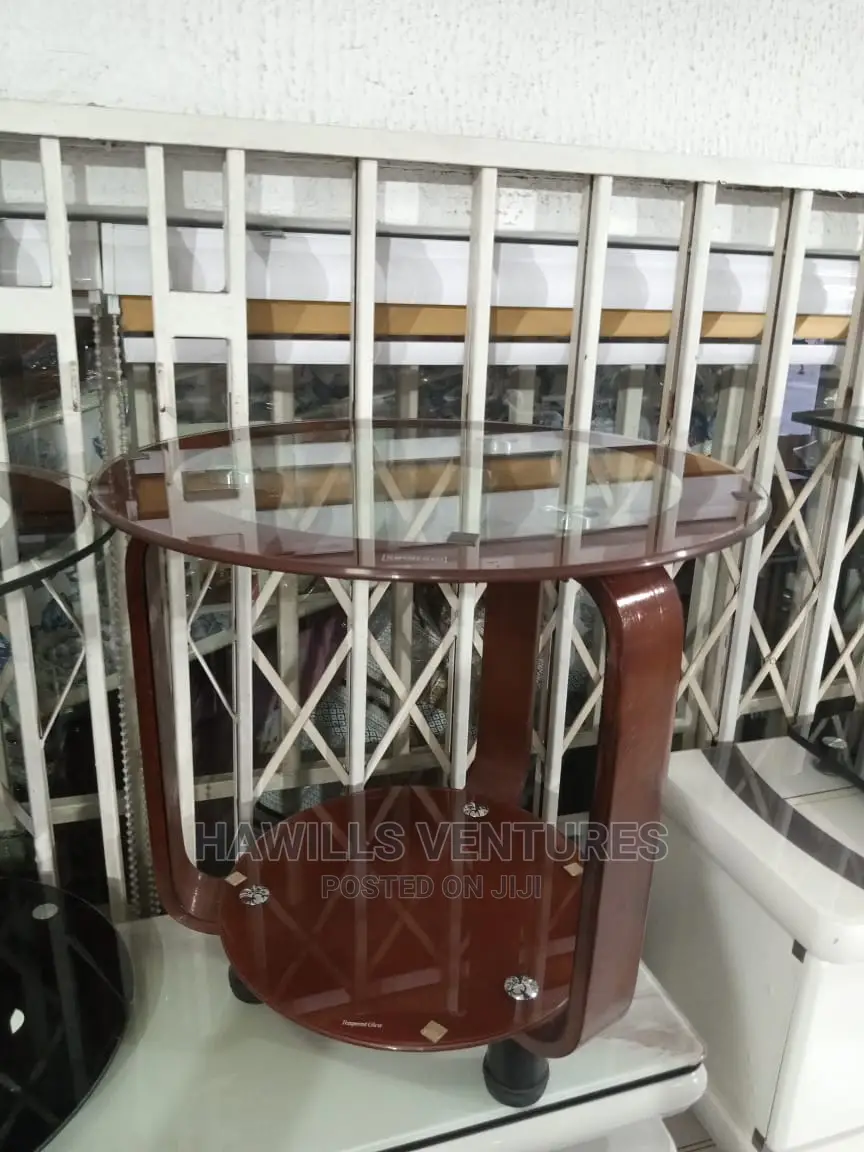 3 Legs Table