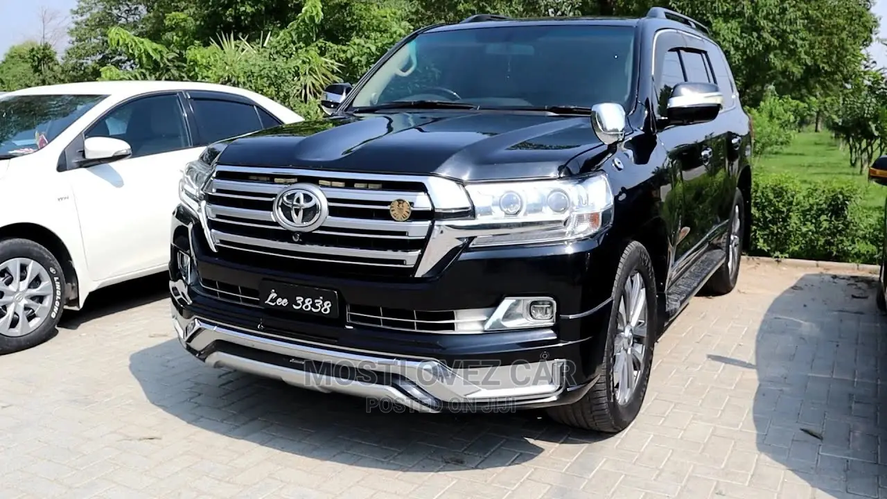Car Rental Rent a Landcruisers V8 for Weddings and Airport
