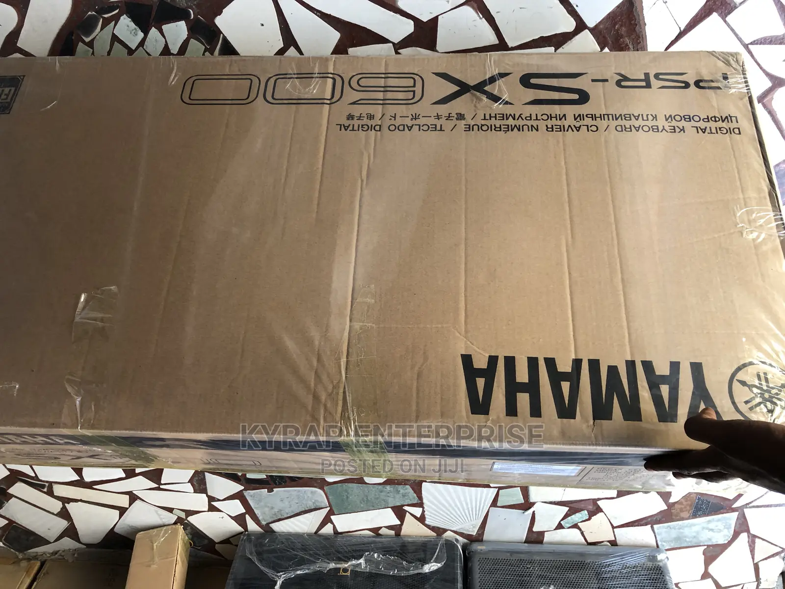 Yamaha PSR SX 600
