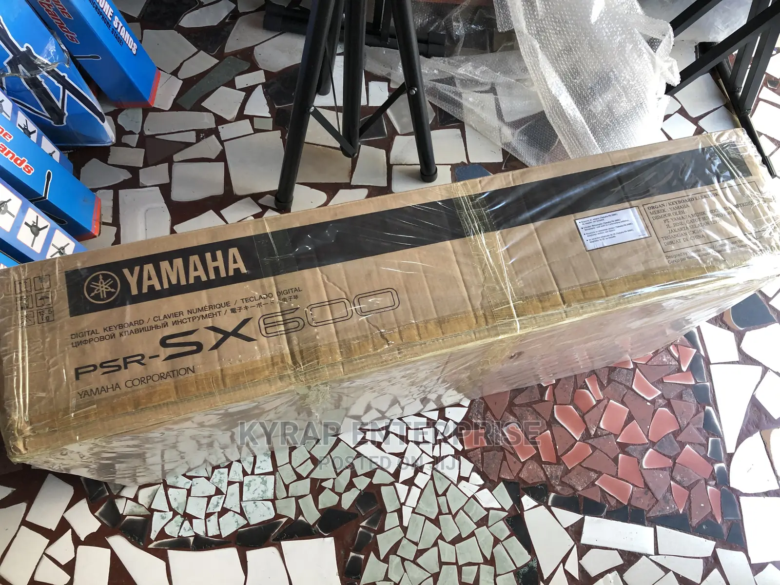 Yamaha PSR SX 600