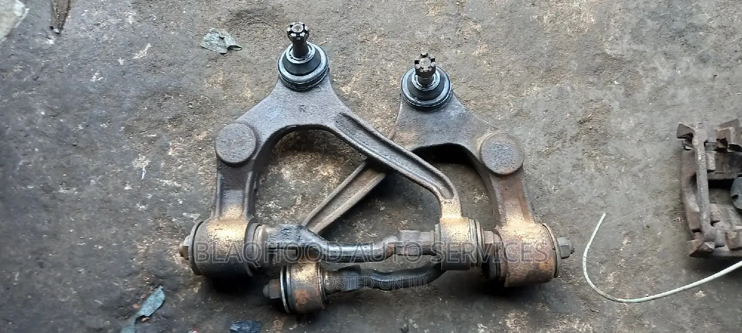 Toyota Fish Upper Arm Pair Available