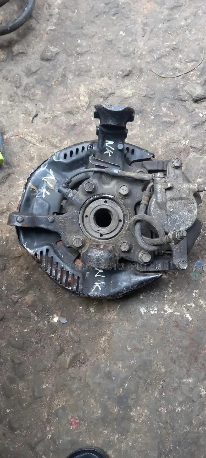 Toyota Haice/Stanbic Front Wheel Hub Pair Available