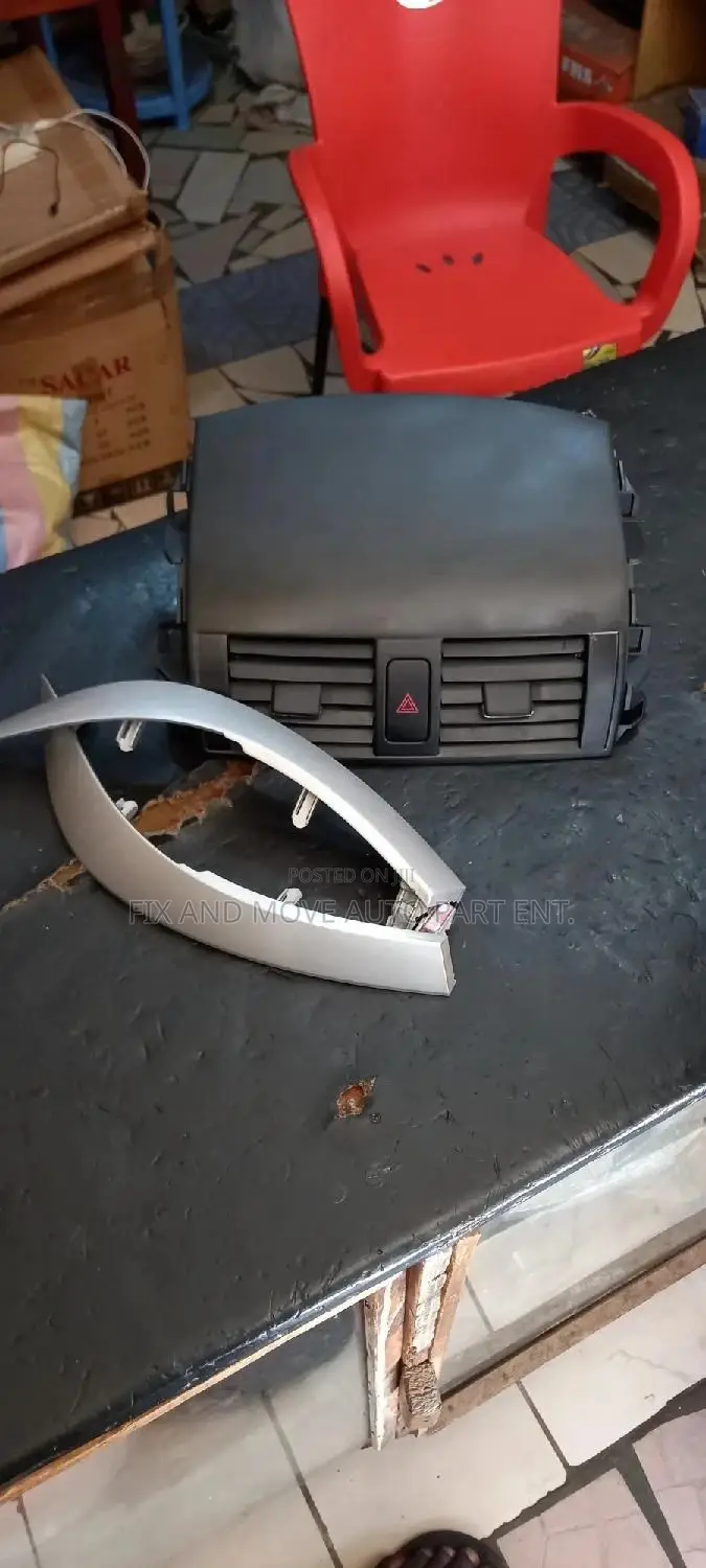 Toyota Corolla 2008-2011 Top Vent and Side Available