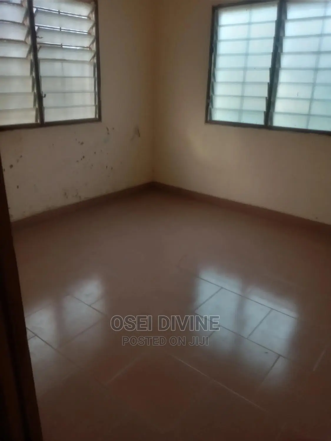 3bdrm Apartment in Datus, Dansoman for Rent