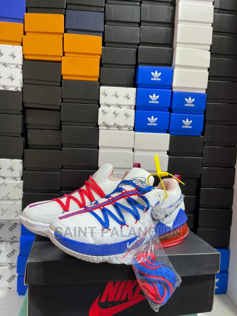 Nike Sneakers