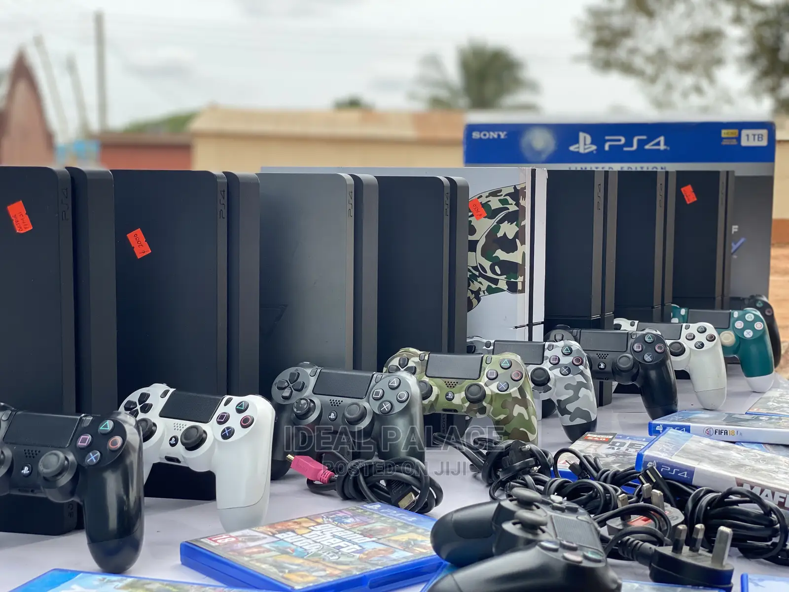 Playstation 4 Standard Console