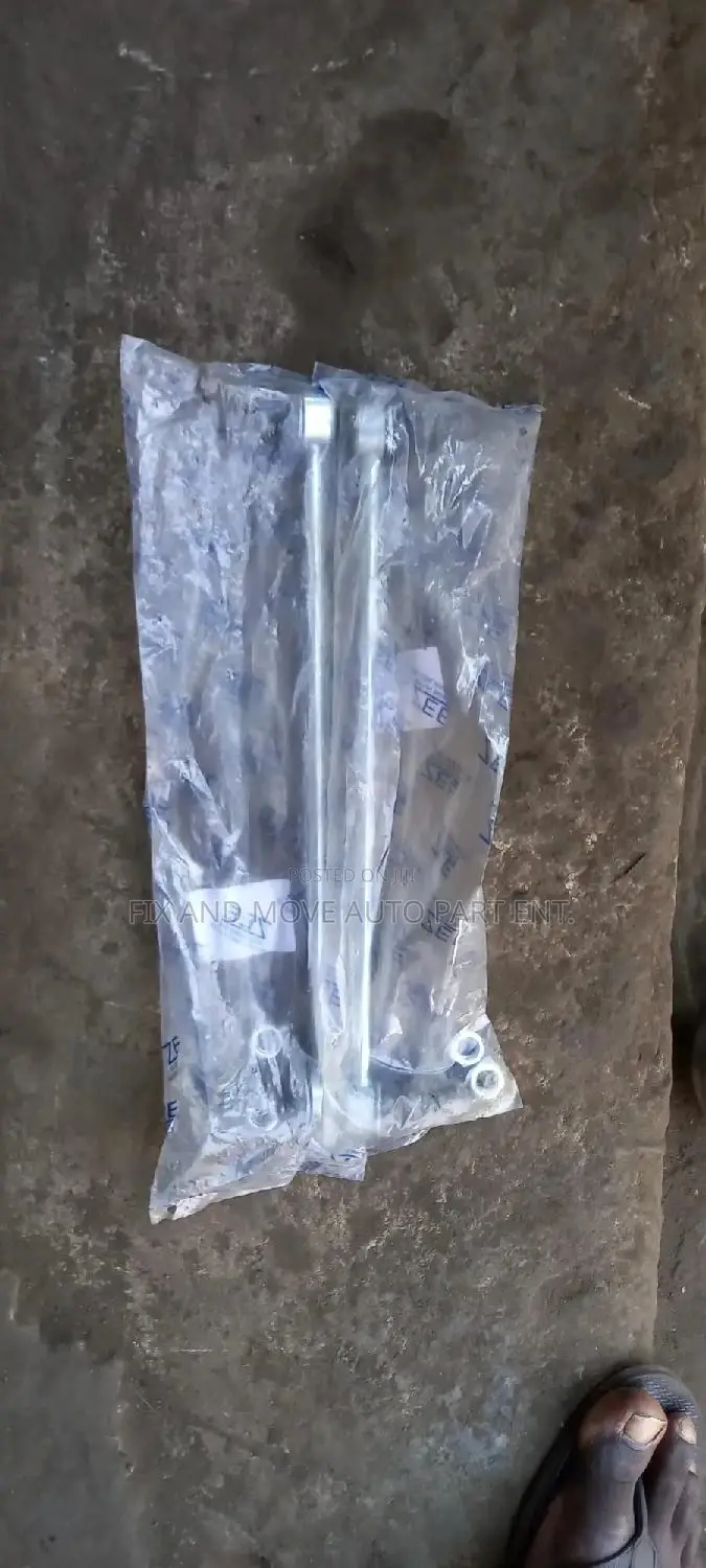 Toyota Corolla/Matrix/Vibe/Camry/Rav4 Link Bar Available