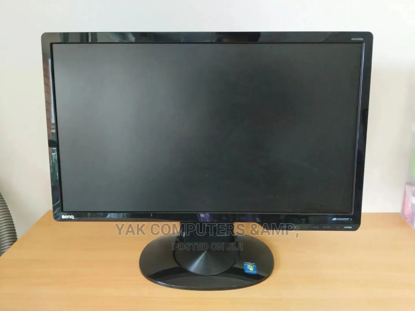 24 Inch Benq Full Hd Monitor With Hdmi , Dvi, Vga ,