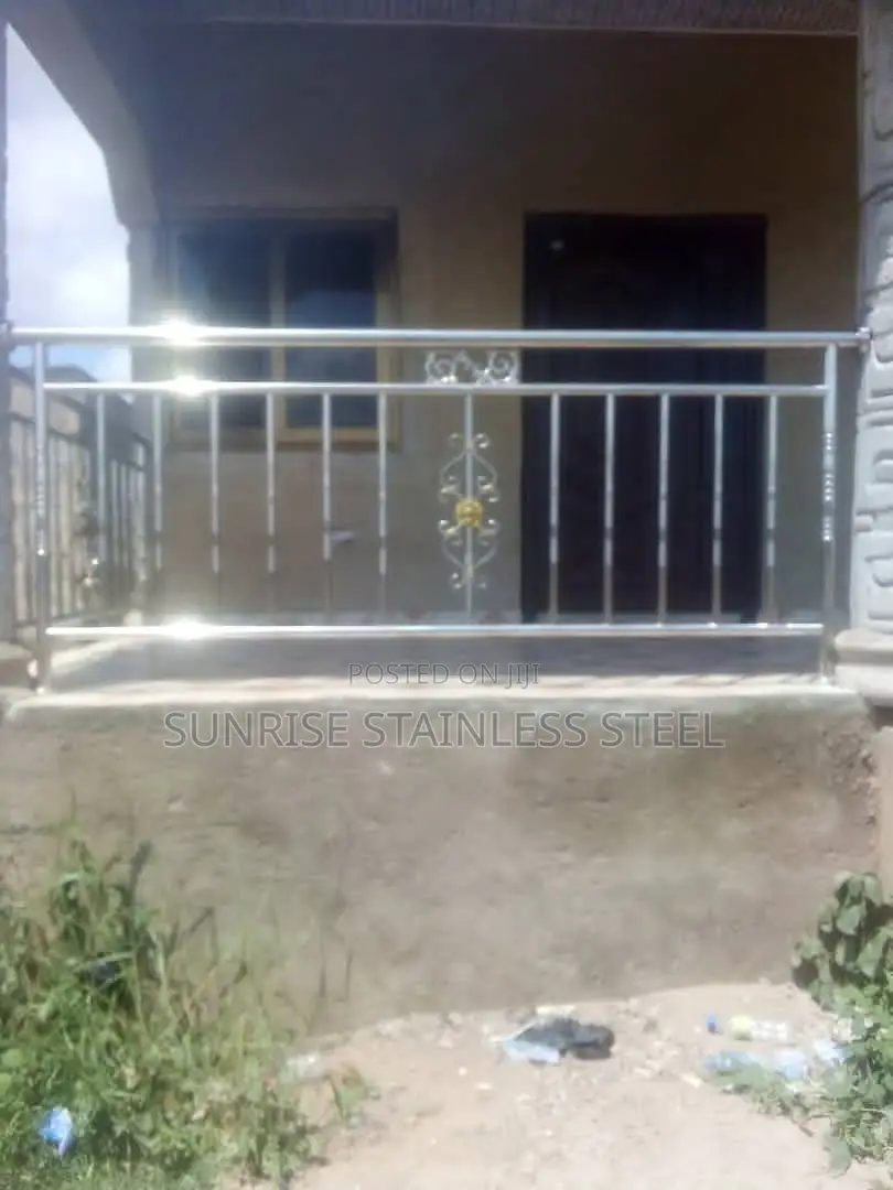 Trusted Stainless Steel and Glass Balustrde