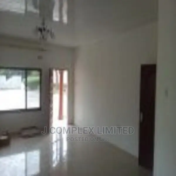 3bdrm Apartment in Airport Residential for rent