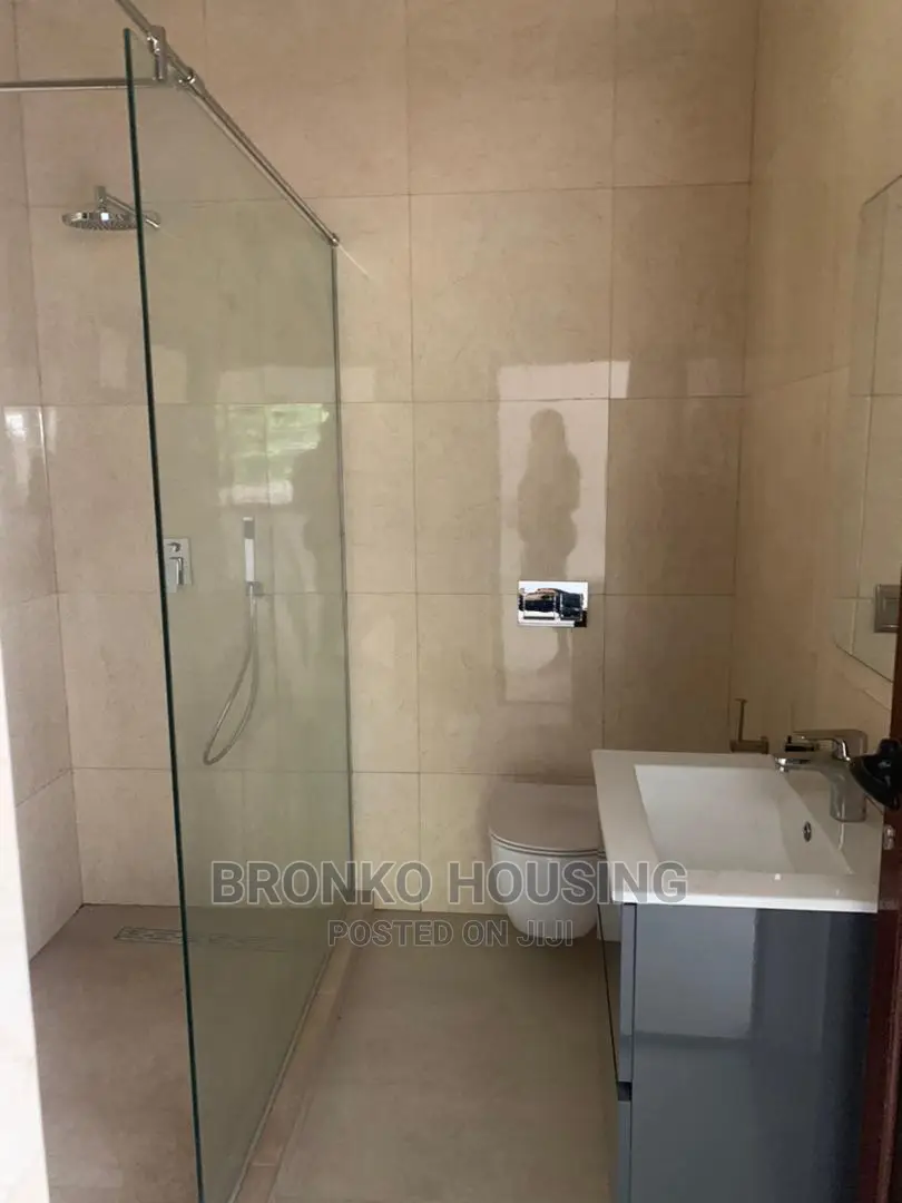 4bdrm House in Bronko Housing, Airport Residential Area for rent