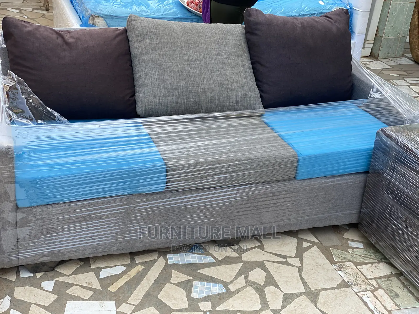 Blended 3in1 Sofa . Free Delivery