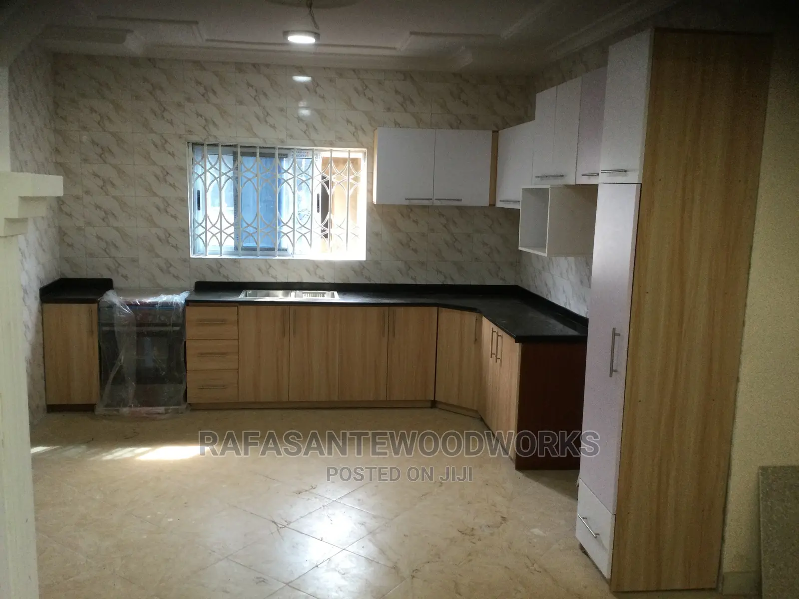 RAF in Kitchen Cabinet With MDF Board and Laminated Plywood