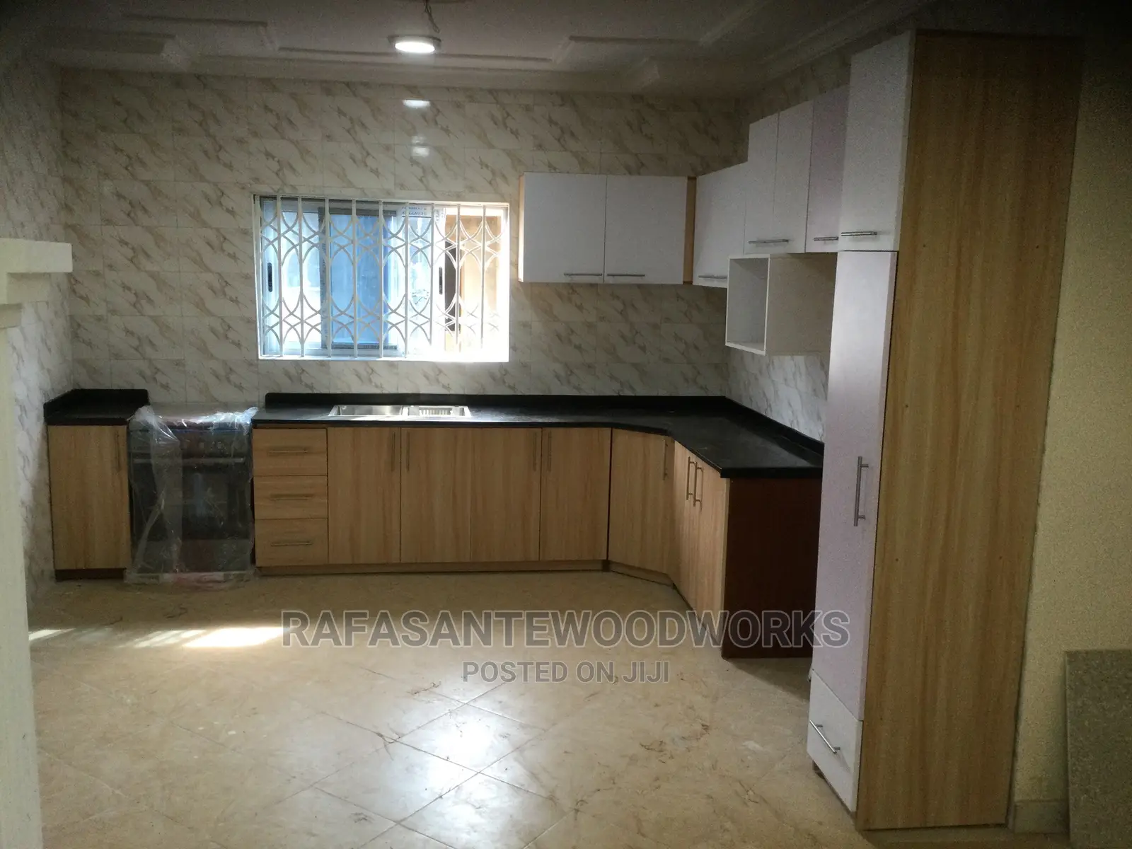 RAF in Kitchen Cabinet With MDF Board and Laminated Plywood