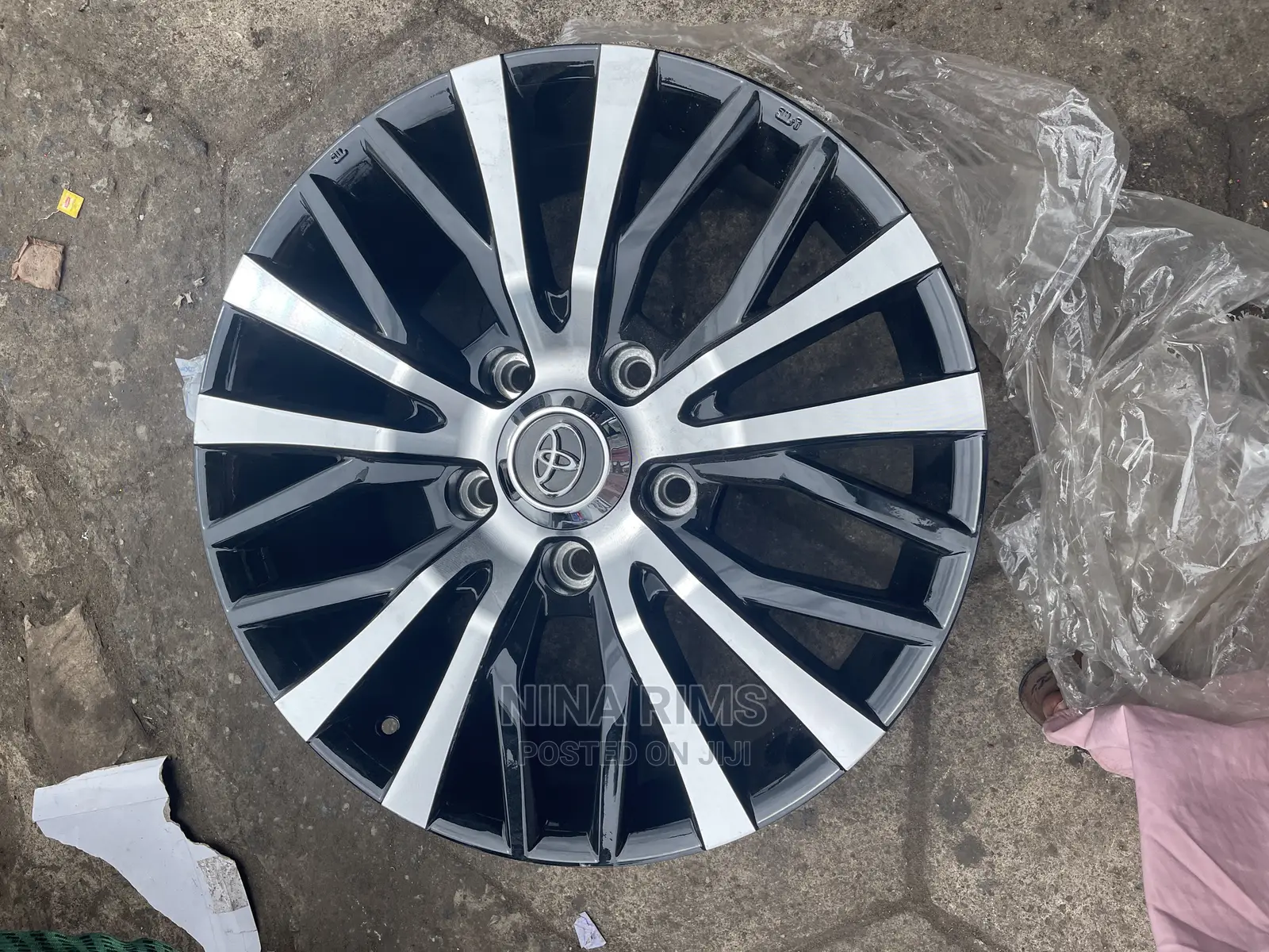 Original Toyota Rim in Sizes