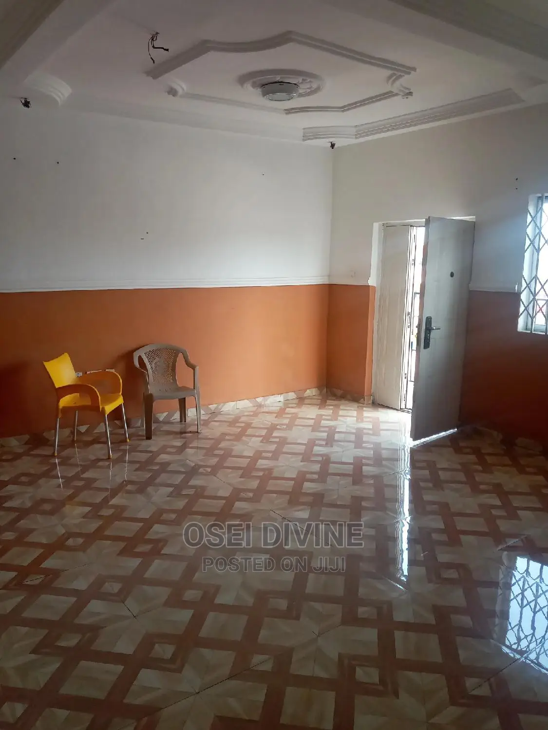 Awesome 2-Bedrooms Apartment Dansoman