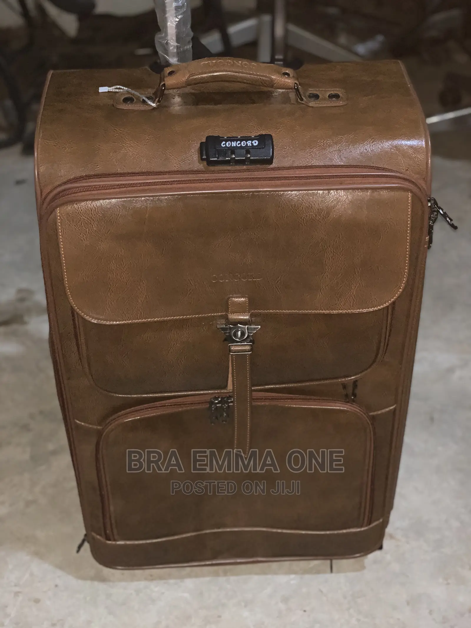 Medium Size Concord Traveling Bag