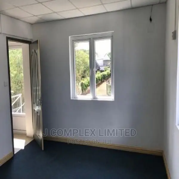 2bdrm Apartment in South La Estate, Estates for rent