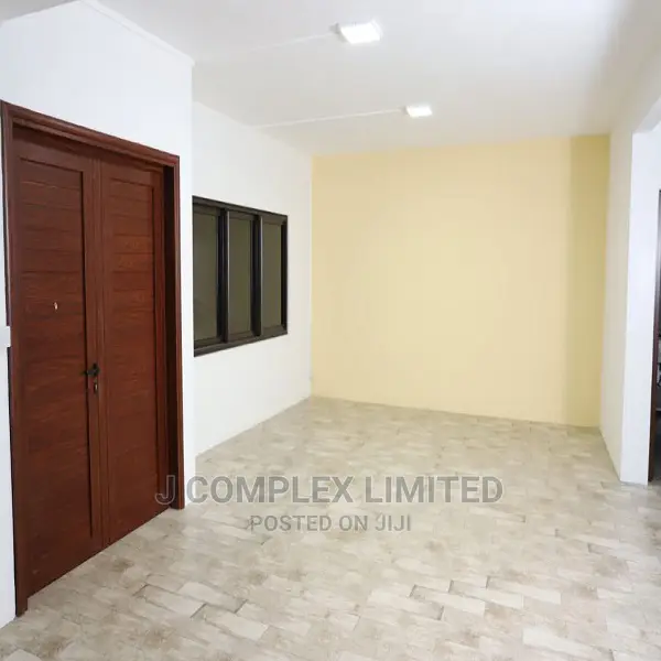5bdrm House in Tse Addo, Accra Metropolitan for rent