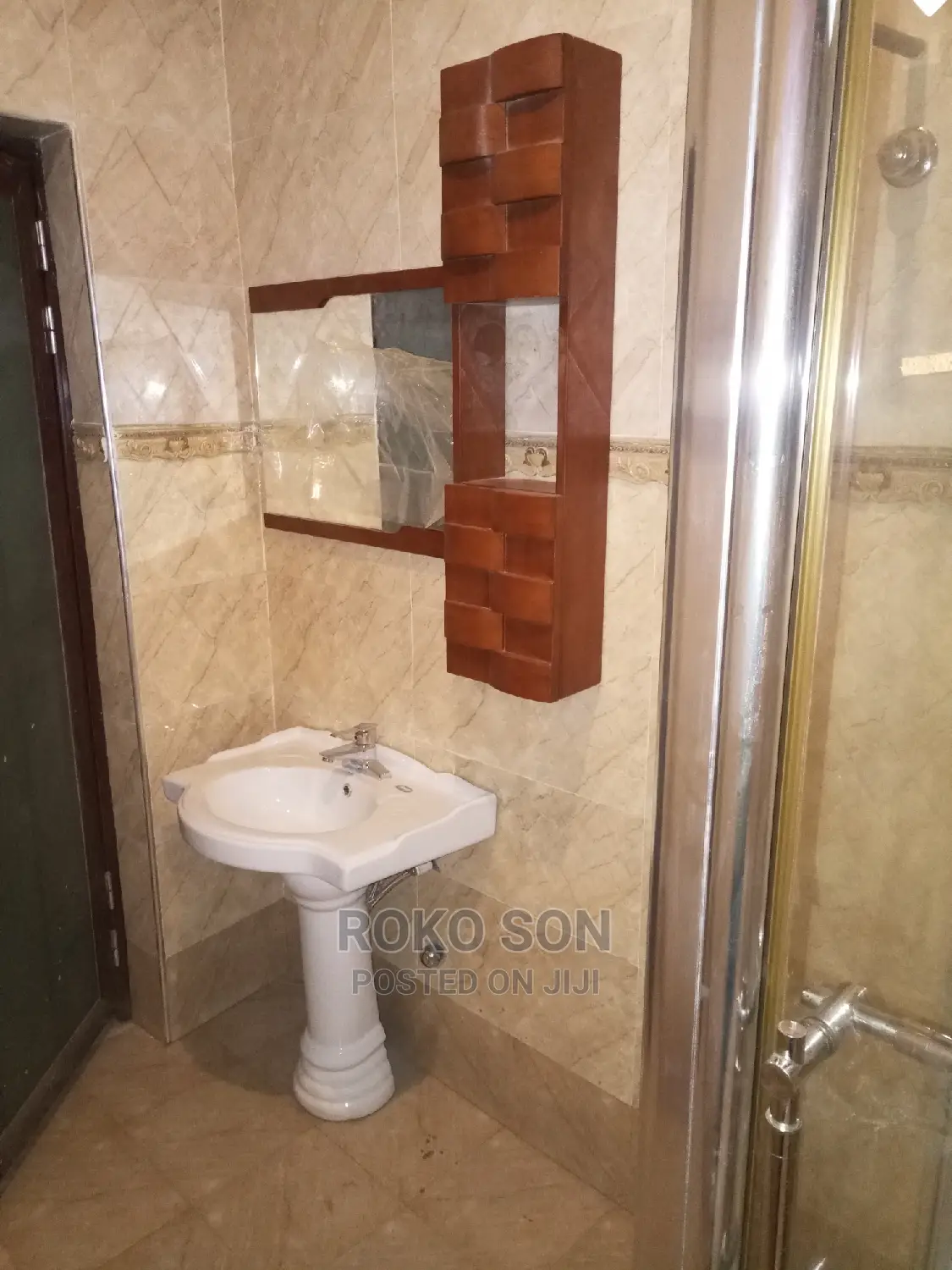 2bdrm Apartment in Dr Roko, Accra Metropolitan for rent