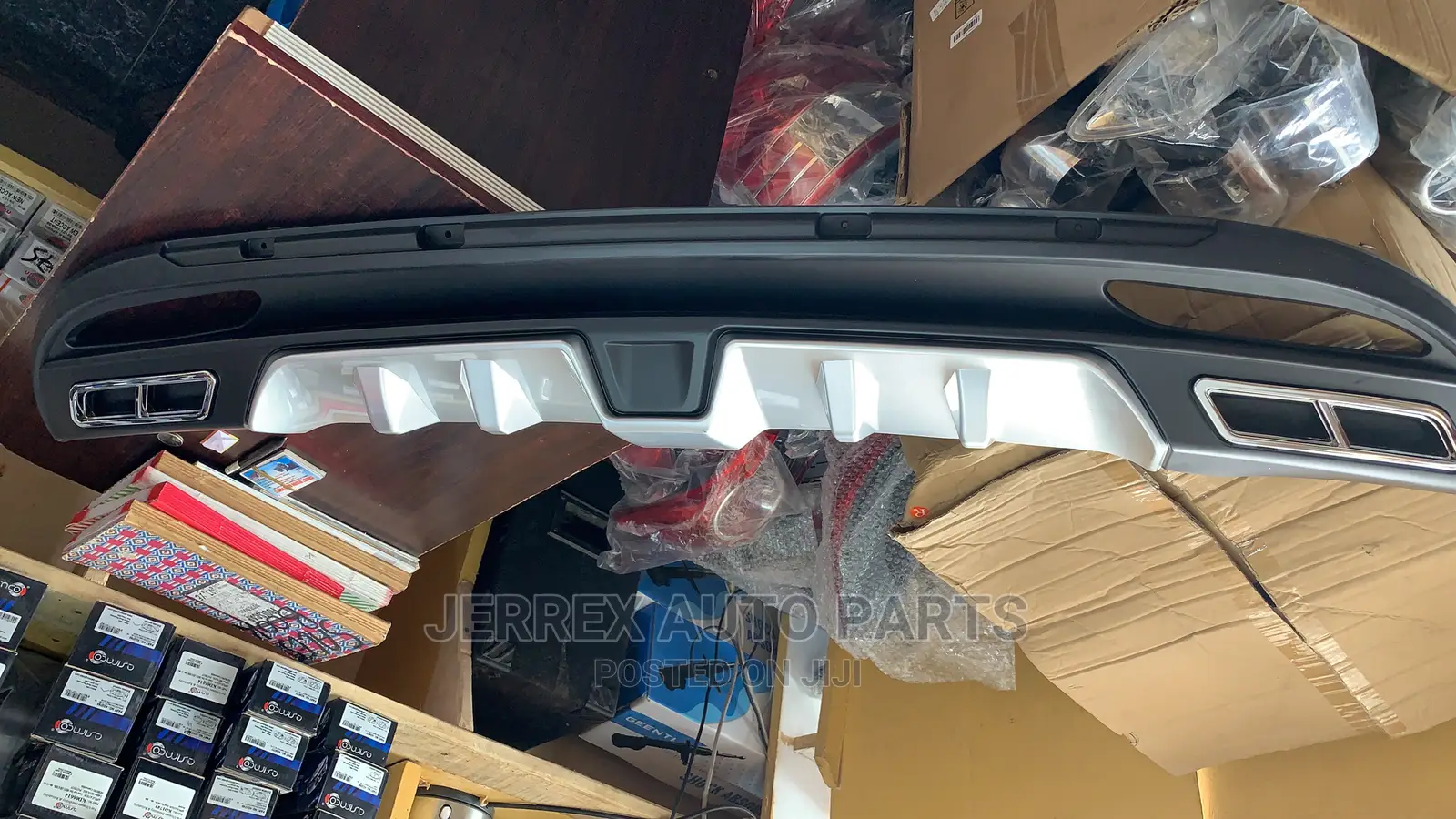 Hyundai Elantra 2011-2013 Back Bumper Diffuser/Spoiler