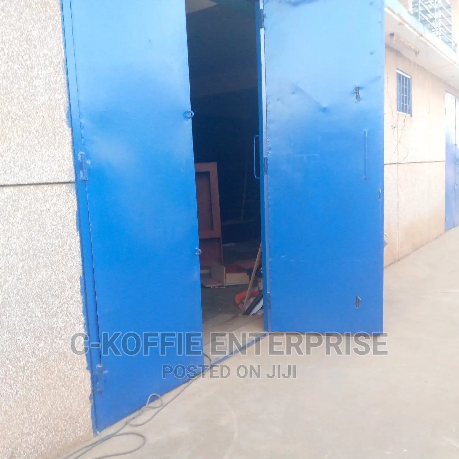 Big Warehouse Rent at Dzowulu