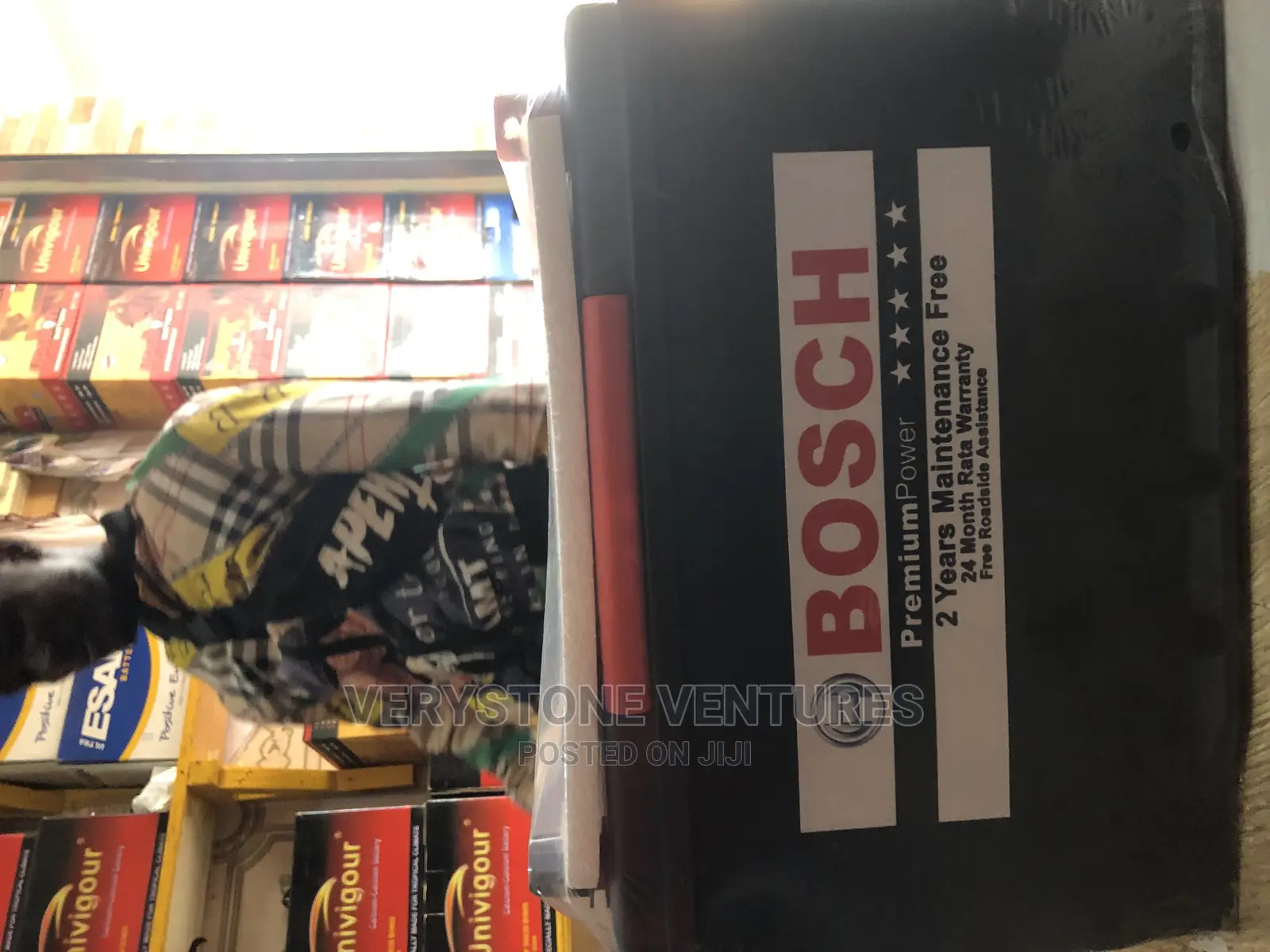 Bosch Car Battery + 17 Plate