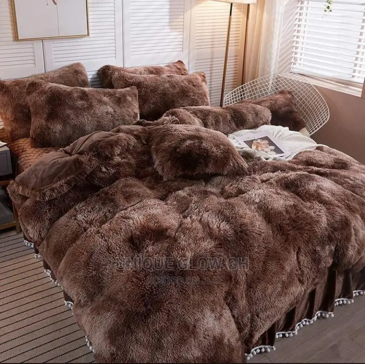 Fluffy Duvet Set at 8pcs 1 Quilt, 1 Sheet, 6 Pillow Case