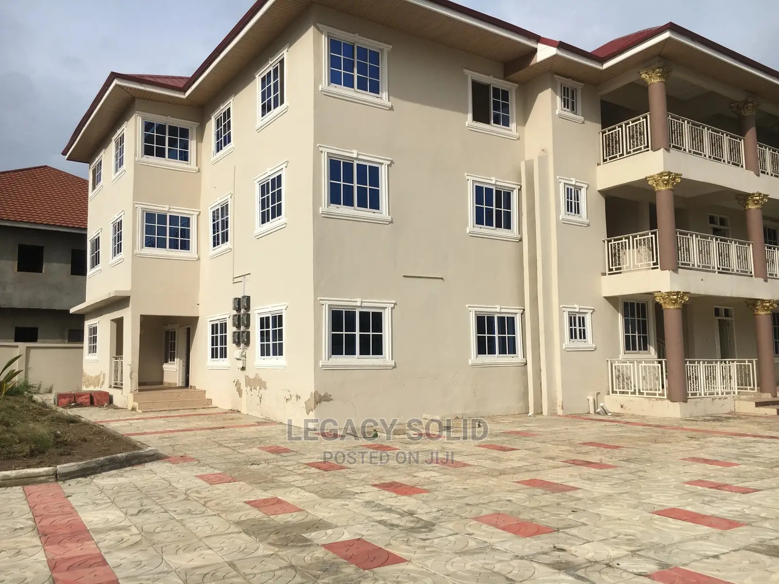 3bdrm Apartment in Legacy Consult, Spintex for rent