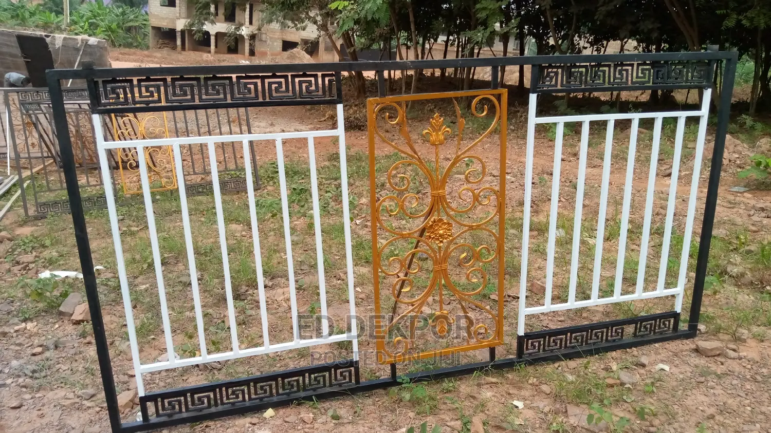Fince Wall Design Metals