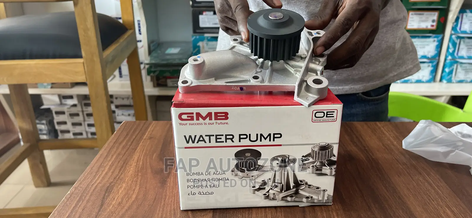 0455. Original Toyota Camry Water Pump From Usa. GWT-77a