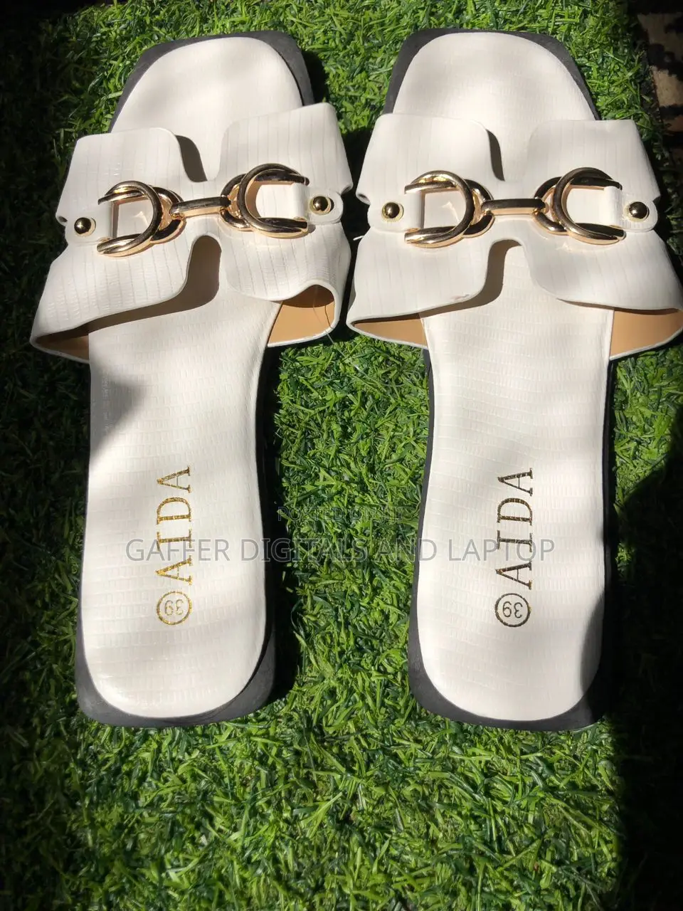 DMD Slippers